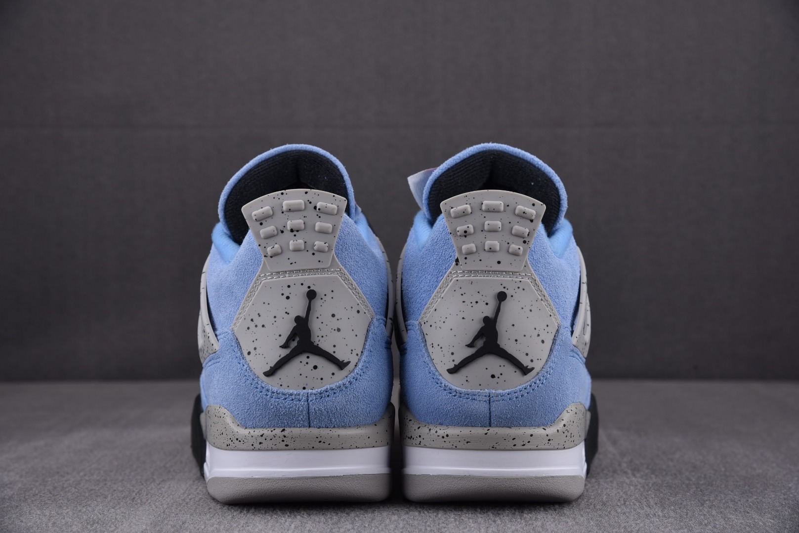 AJ4大学蓝鞋码40-48.5总裁R版出品-AirJordan4Retro“UniversityBlue