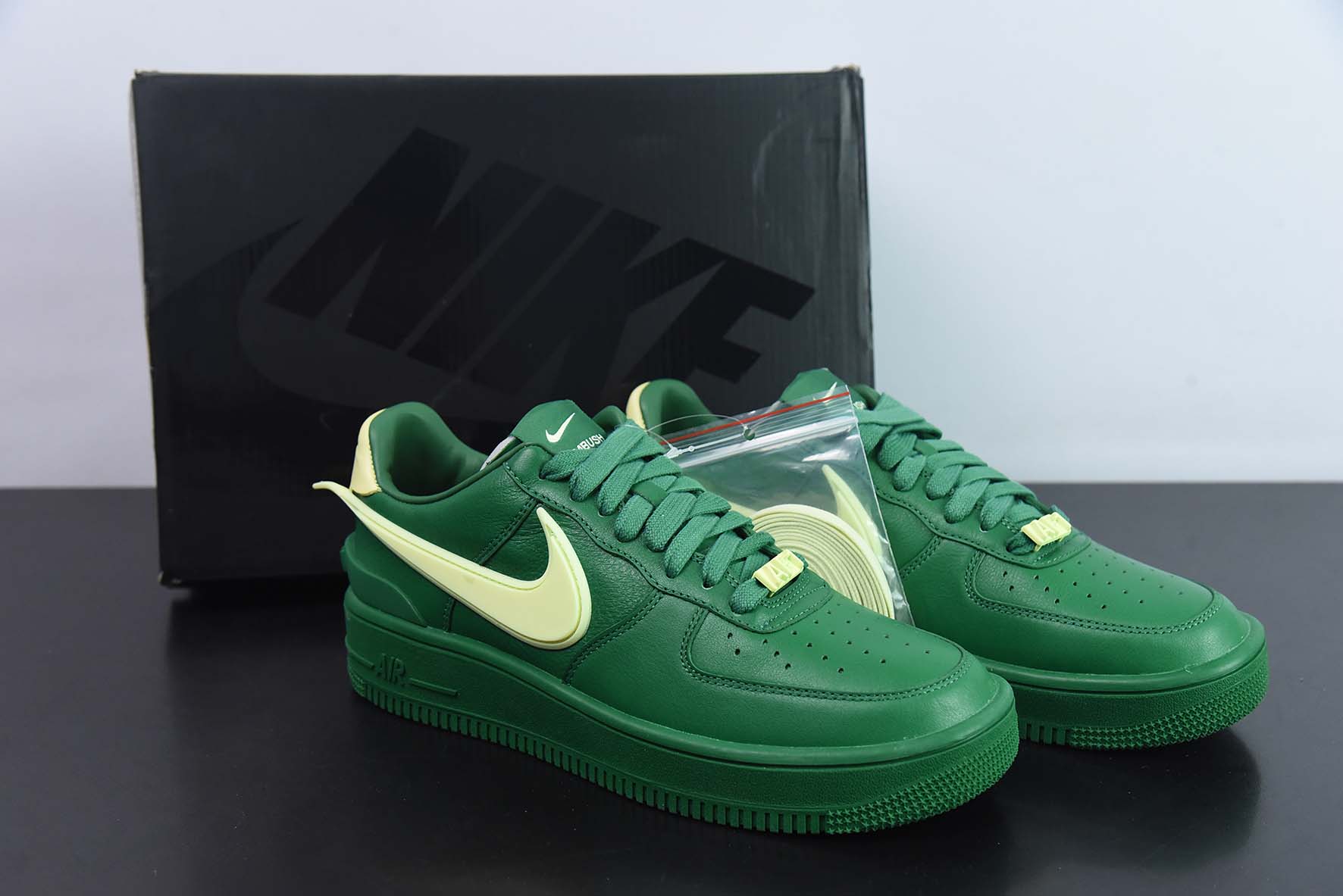 Ambush x Nk Air Force 1'07 Low 联名款 空军一号低帮休闲板鞋 官方货号: DV3464 300