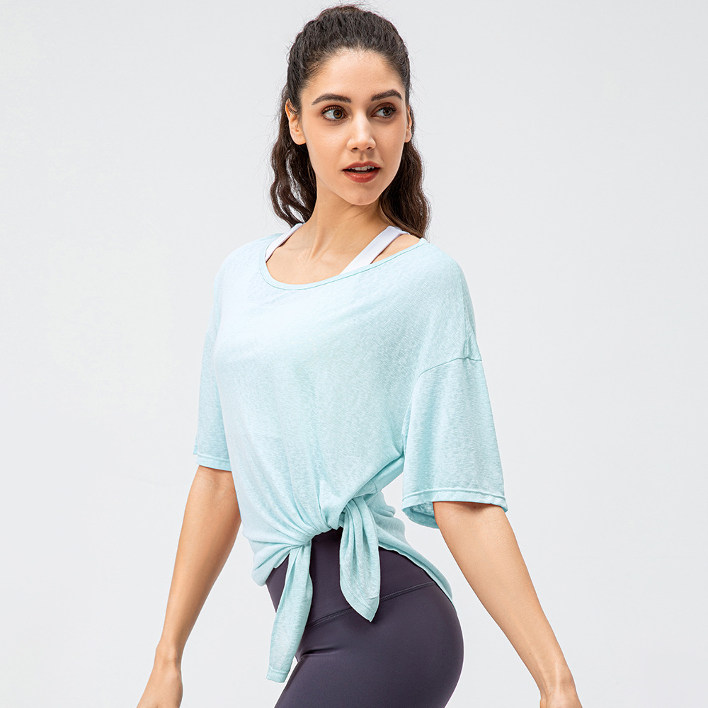 Lululemon t-shirt yoga black and gray