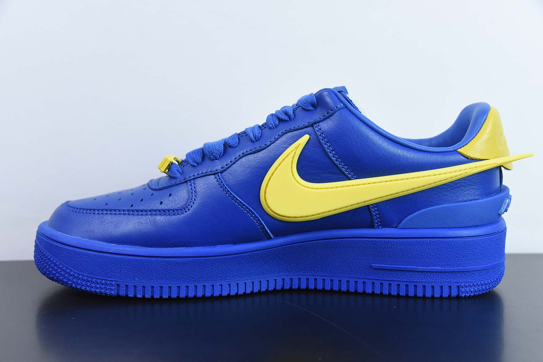 Ambush x Nk Air Force 1'07 Low 联名款 空军一号低帮休闲板鞋 货号:DV3464-400