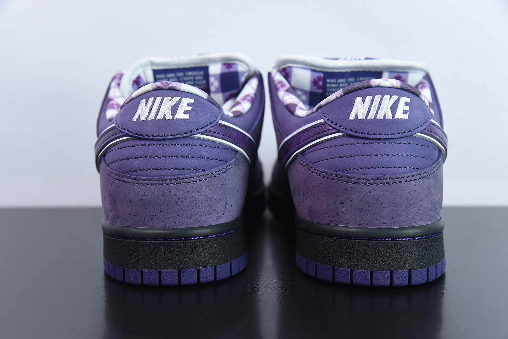 NK SB Dunk Low 扣篮系列 经典低帮滑板板鞋“紫龙虾”货号：BV1310-555