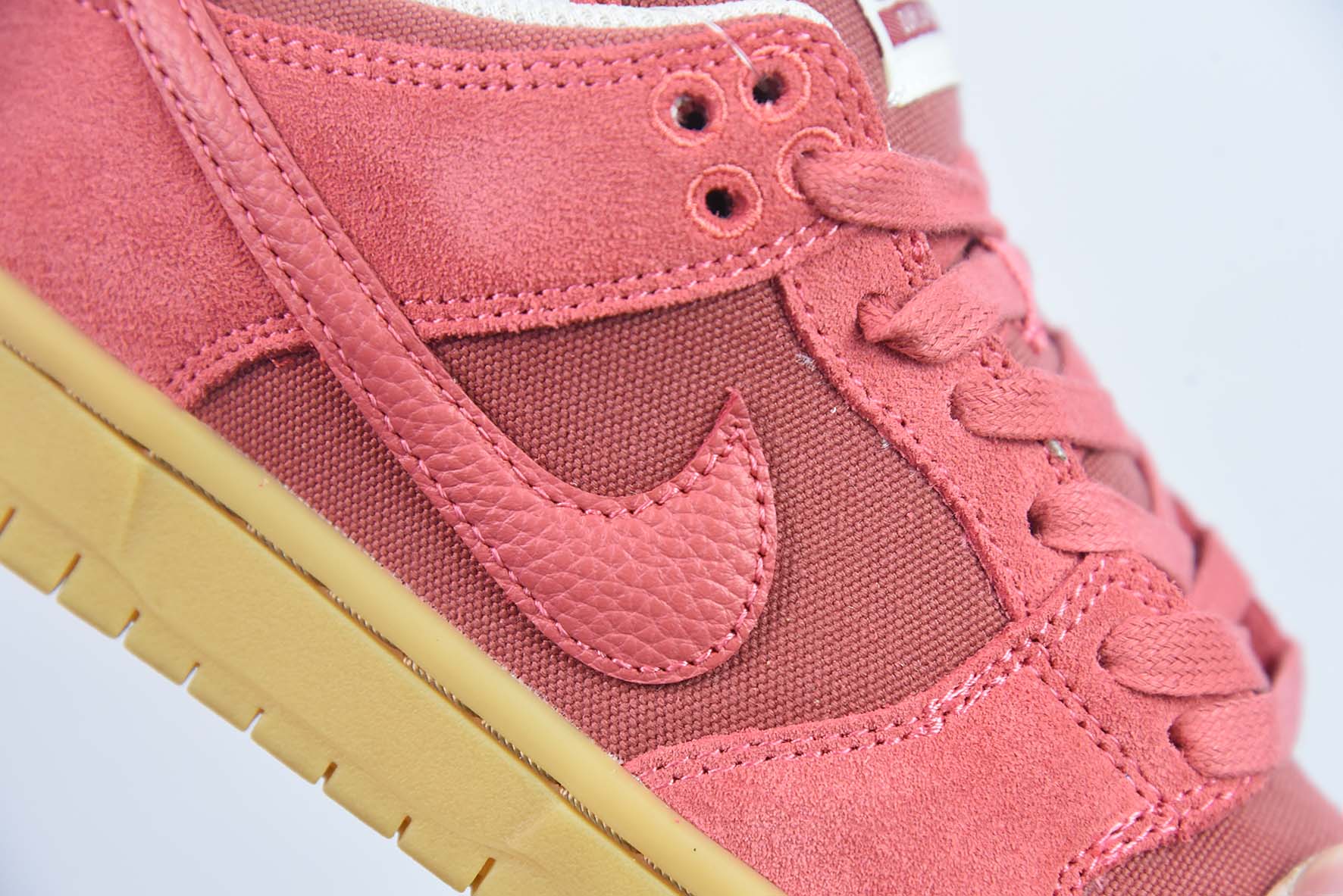 Nike SB Dunk Low Pro QS"Adobe"扣篮系列低帮休闲运动滑板板鞋“红砖土胚生胶”DV5429-600