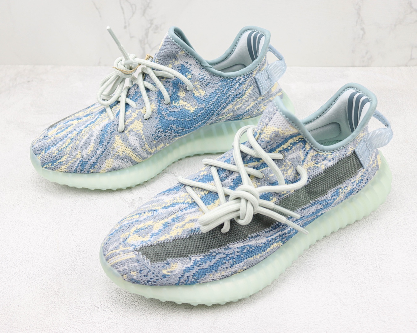 椰子350 V2 蓝暴龙运动鞋 Adidas Yeezy Boost 350v2