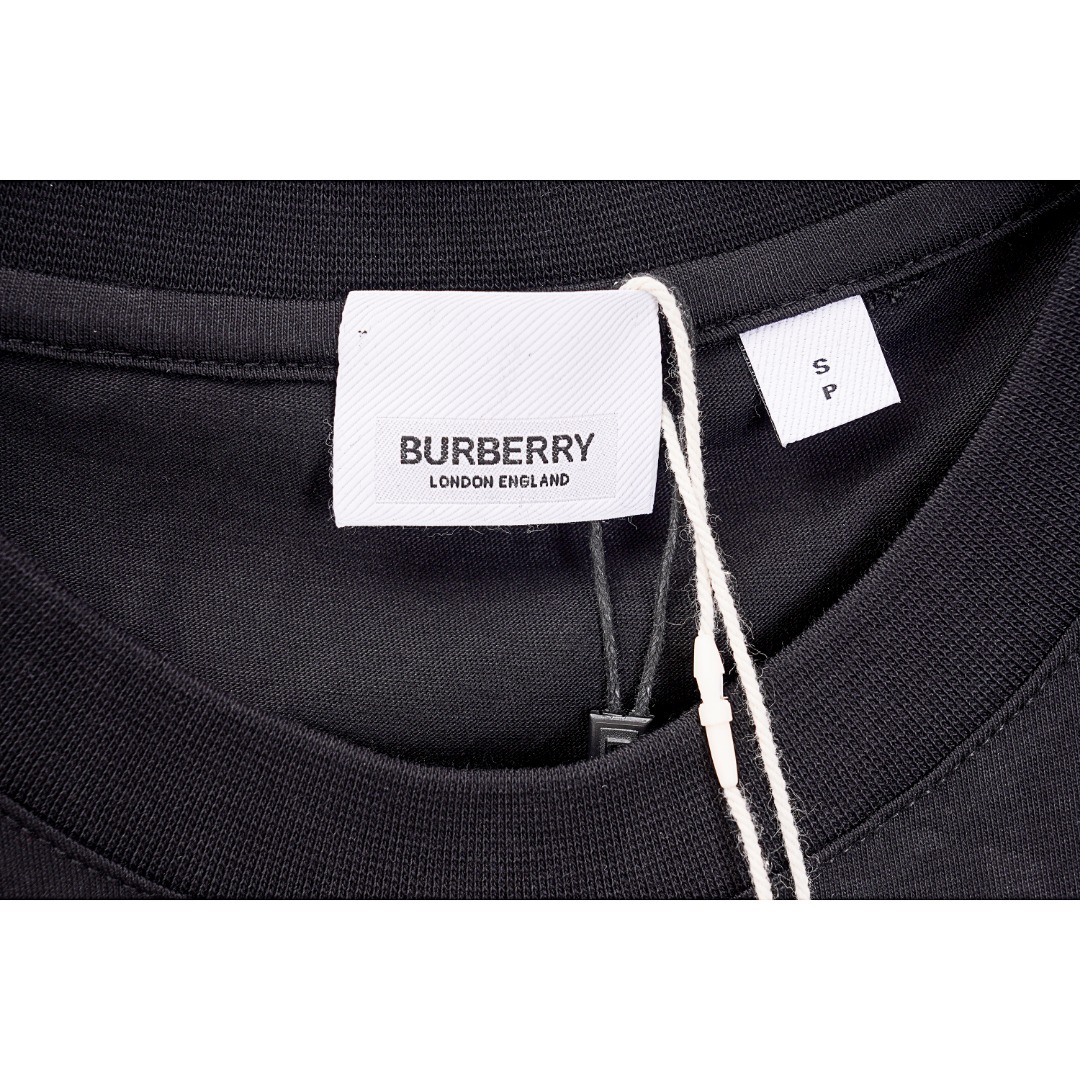 Burberry/巴宝莉 23ss 马术骑士贴布短袖T恤