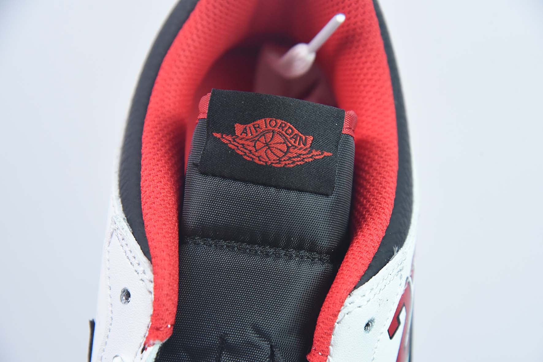 NK Air Jordan Legacy AJ312 Low 头层魔术贴三合一板鞋 货号:FJ7221-101