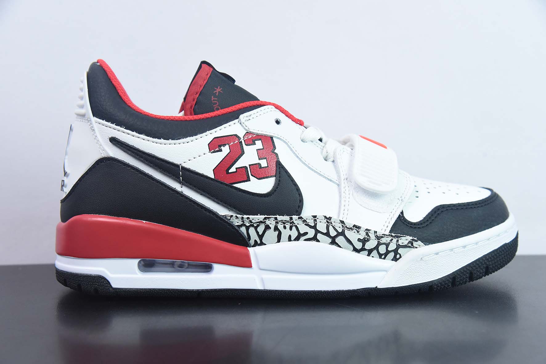 NK Air Jordan Legacy AJ312 Low 头层魔术贴三合一板鞋 货号:FJ7221-101