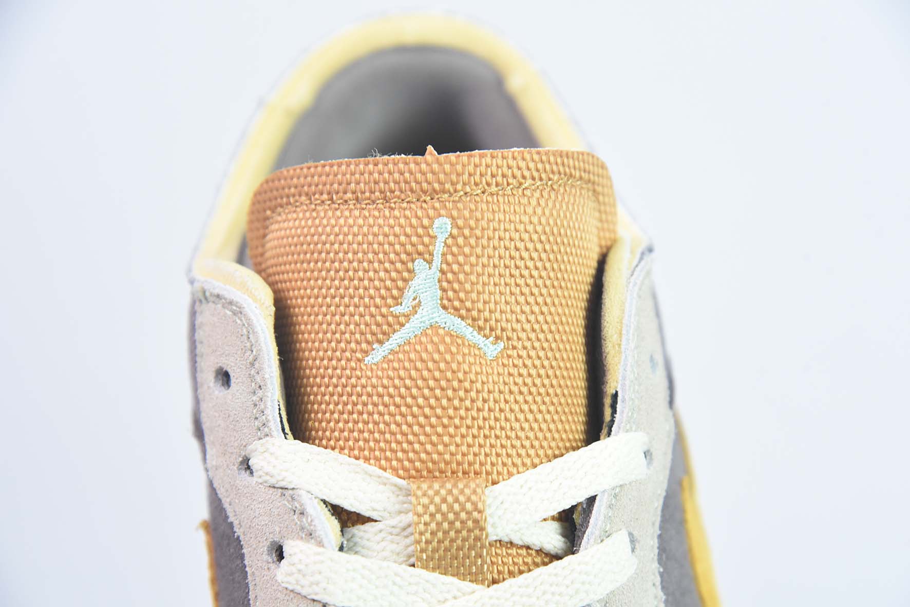 NK Air Jordan 1 Low SE Craft"Inside Out/Brown Yellow "AJ1乔丹一代低帮经典复古文化休闲运动篮球鞋“解构棕黄”DN1635-200