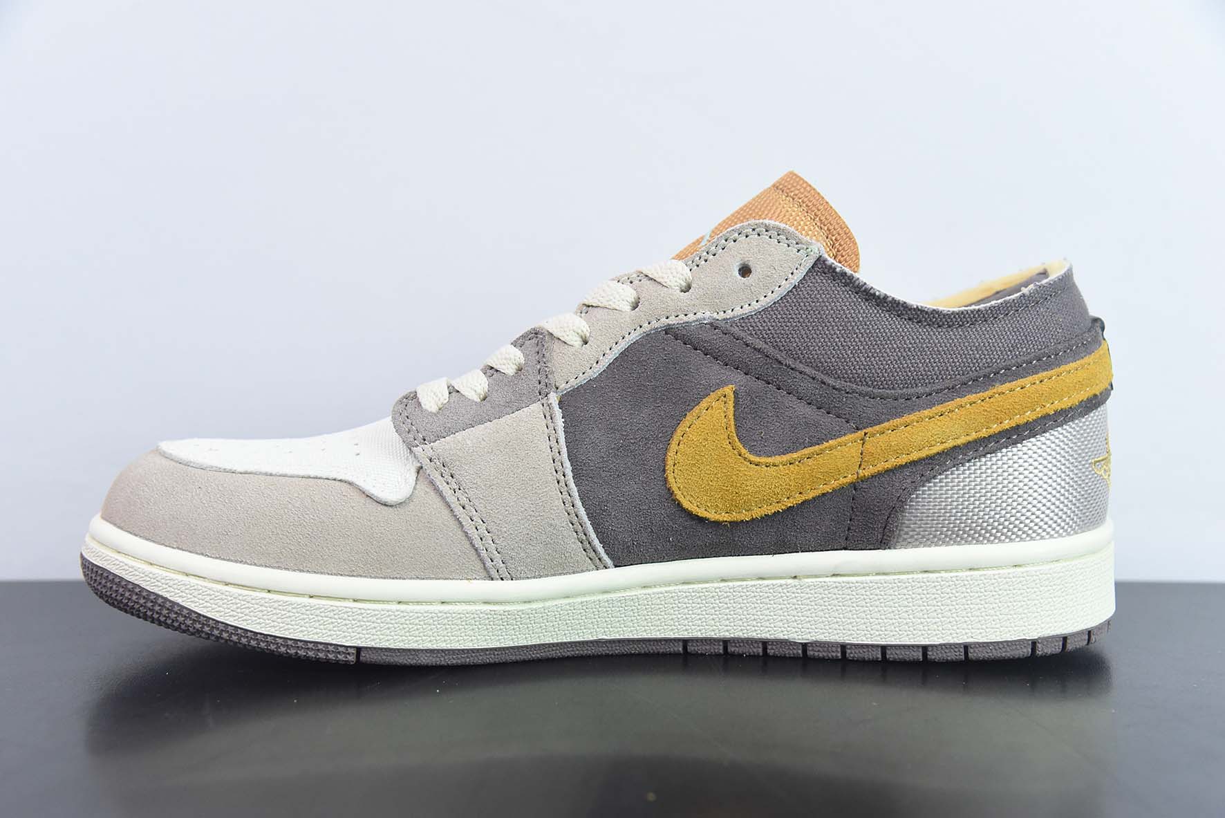 NK Air Jordan 1 Low SE Craft"Inside Out/Brown Yellow "AJ1乔丹一代低帮经典复古文化休闲运动篮球鞋“解构棕黄”DN1635-200