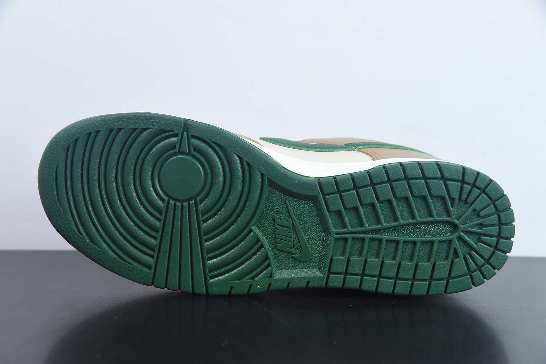 Nike Dunk Low “Brown Green” 货号:FB7160-231
