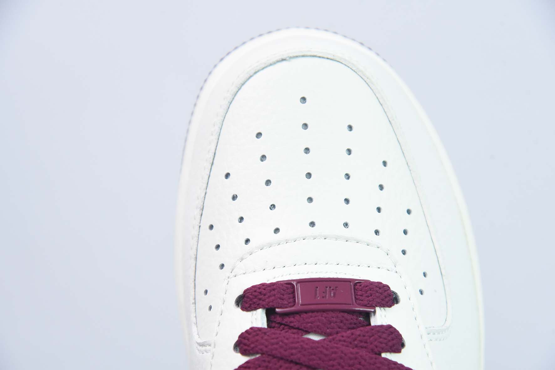 Nk Air Force 1'07 Low 酒红白配色 空军一号低帮休闲板鞋