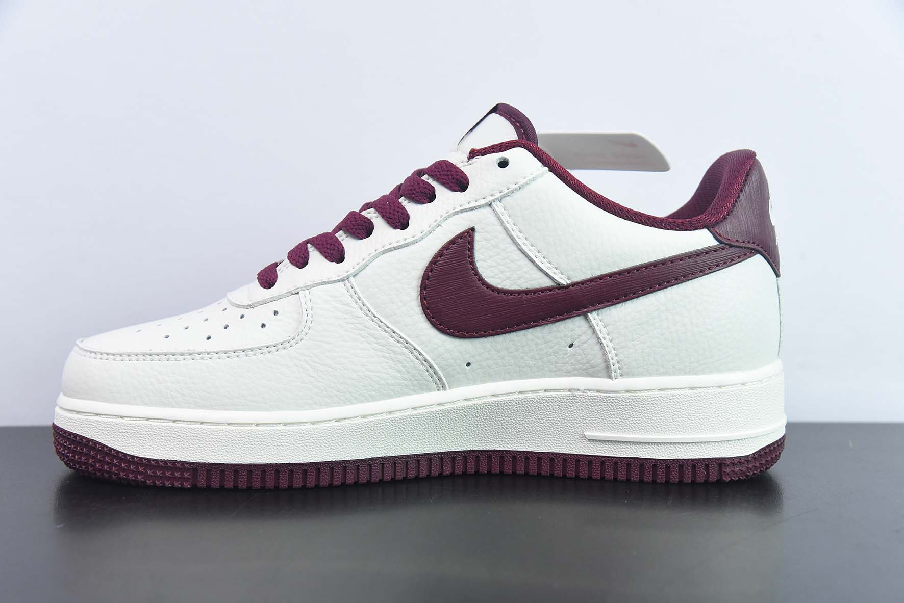Nk Air Force 1'07 Low 酒红白配色 空军一号低帮休闲板鞋