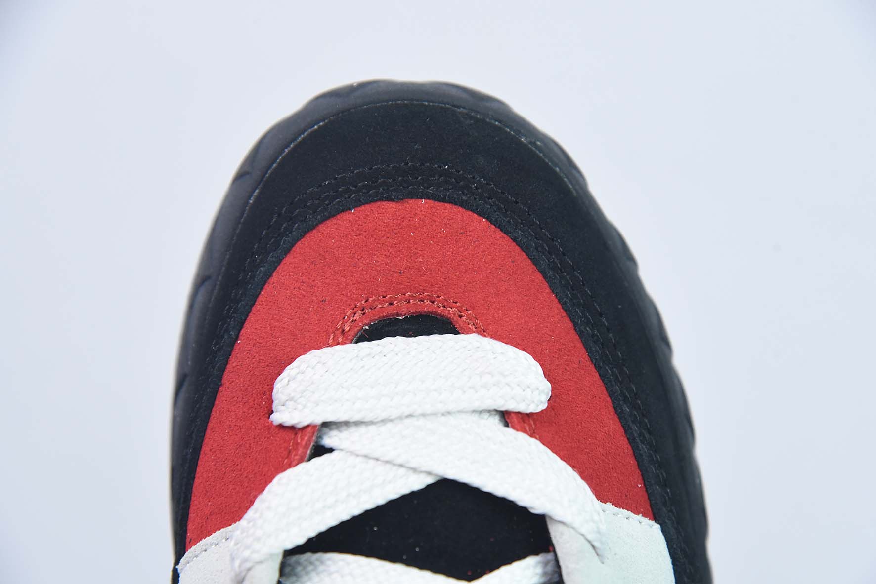 AD Adimatic Low 马蒂奇系列低帮 黑红 复古鲨鱼面包鞋运动休闲滑板板鞋 货号：GY2903