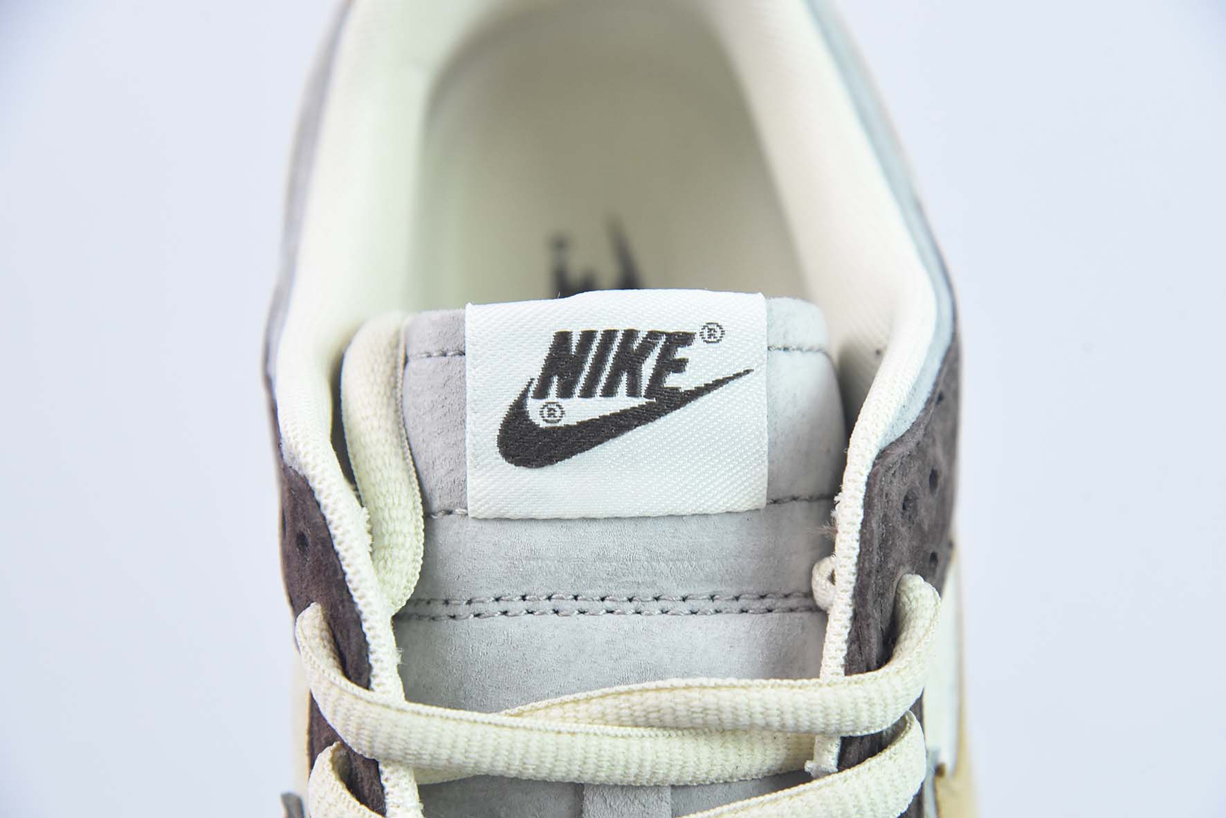 NK SB Dunk Low "Steamboy OST" 大友克洋联名货号:LF0039-034