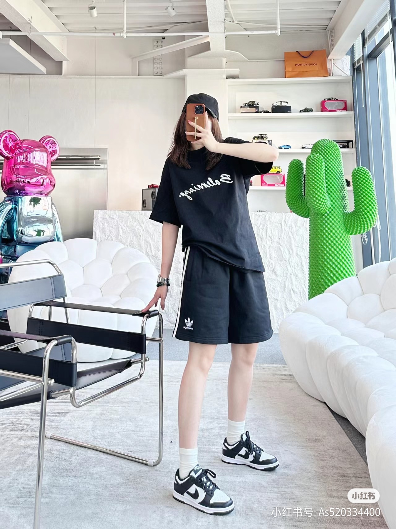 上身素材# Balencaga/巴黎世家 联名阿迪绣花短裤