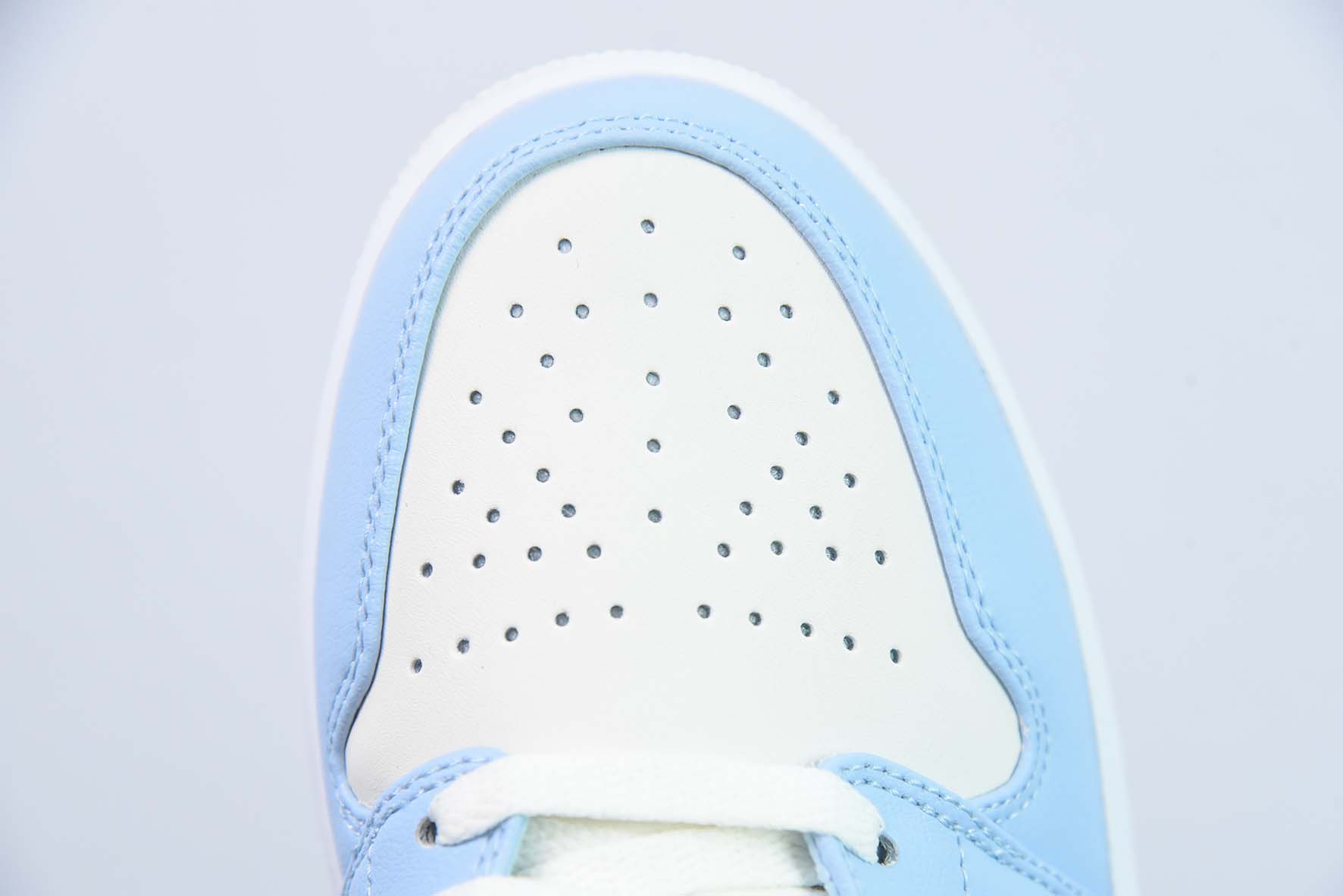 NK Air Jordan 1 Low GS"Ice Blue Black"AJ1乔丹一代低帮经典复古文化休闲运动篮球鞋“冰淇淋蓝米白黑”货号:554723-401