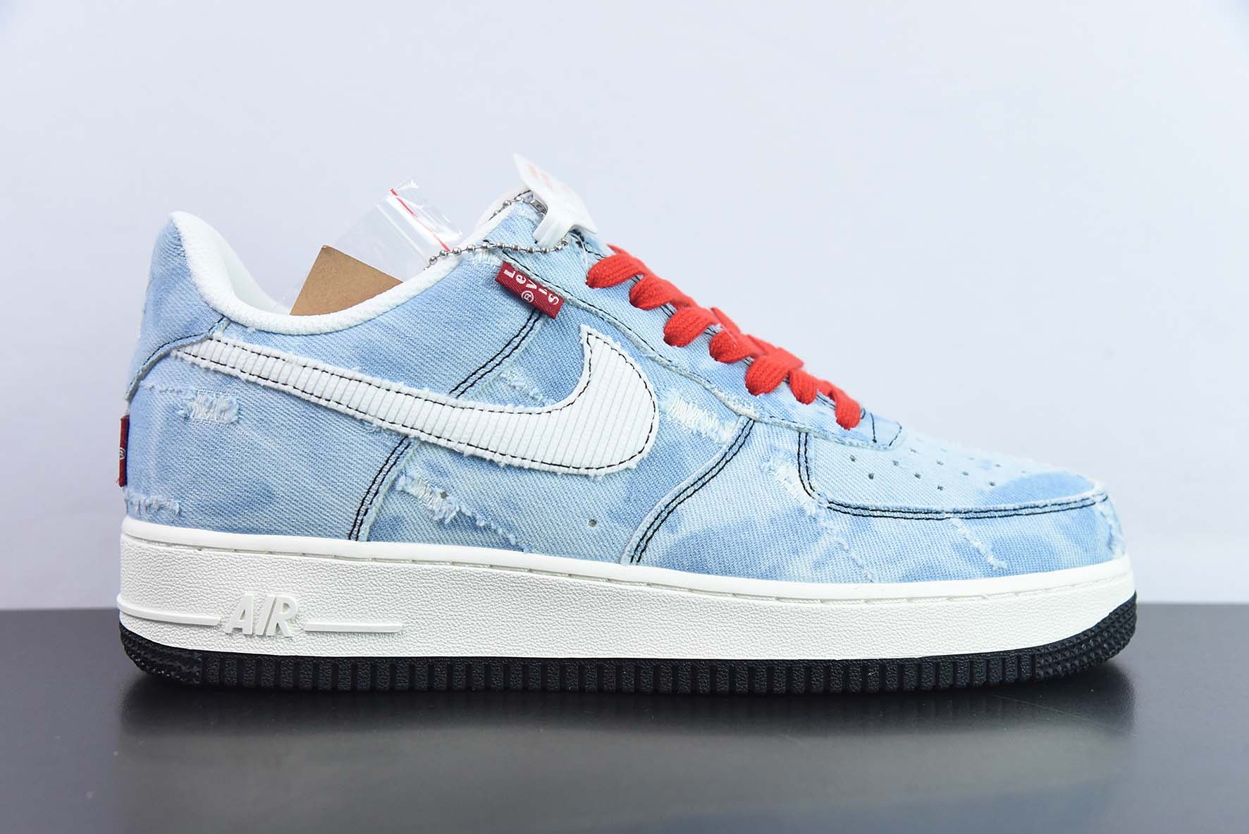 Nk Air Force 1 Low 李维斯联名 牛仔布空军一号低帮休闲板鞋 货号:LE5050-012