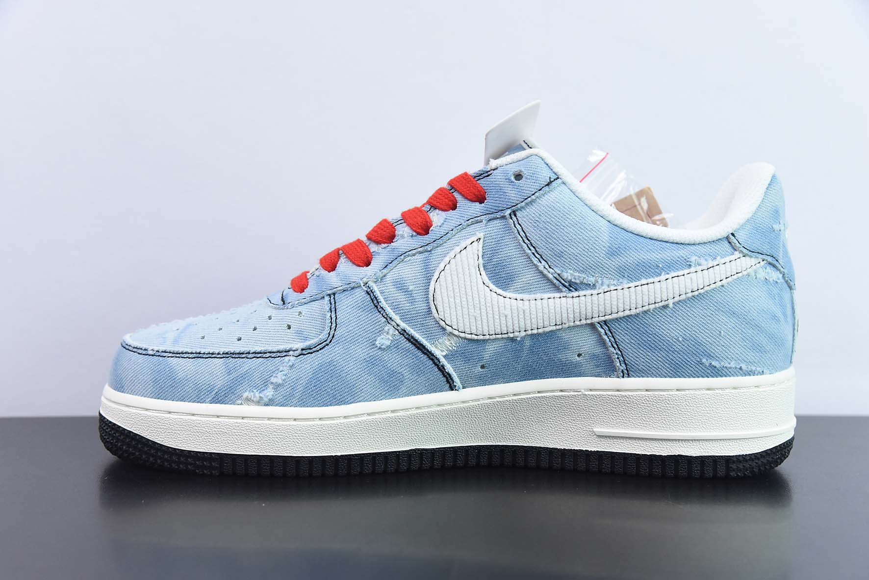 Nk Air Force 1 Low 李维斯联名 牛仔布空军一号低帮休闲板鞋 货号:LE5050-012