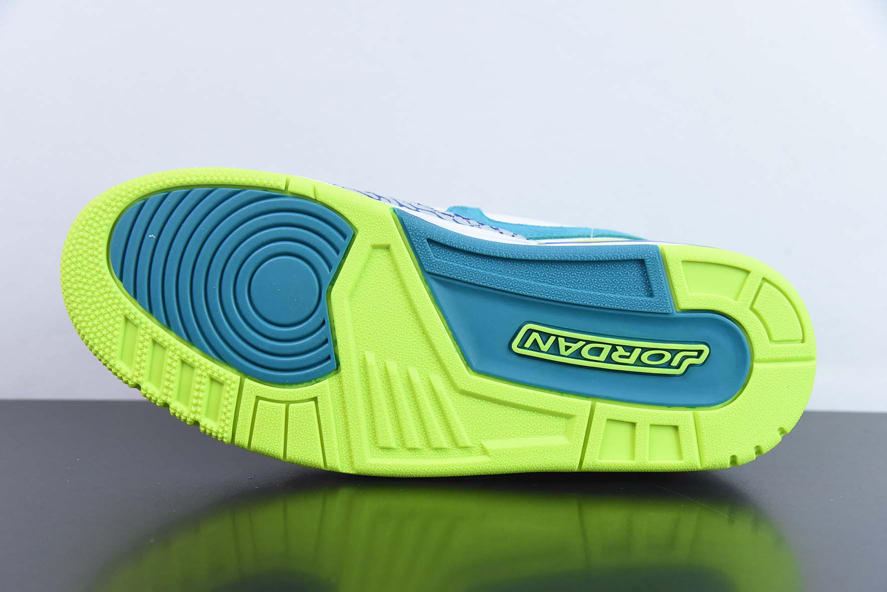 Air Jordan Legacy312Low AJ312白绿兰 低帮男子篮球鞋货号:CD7069-10