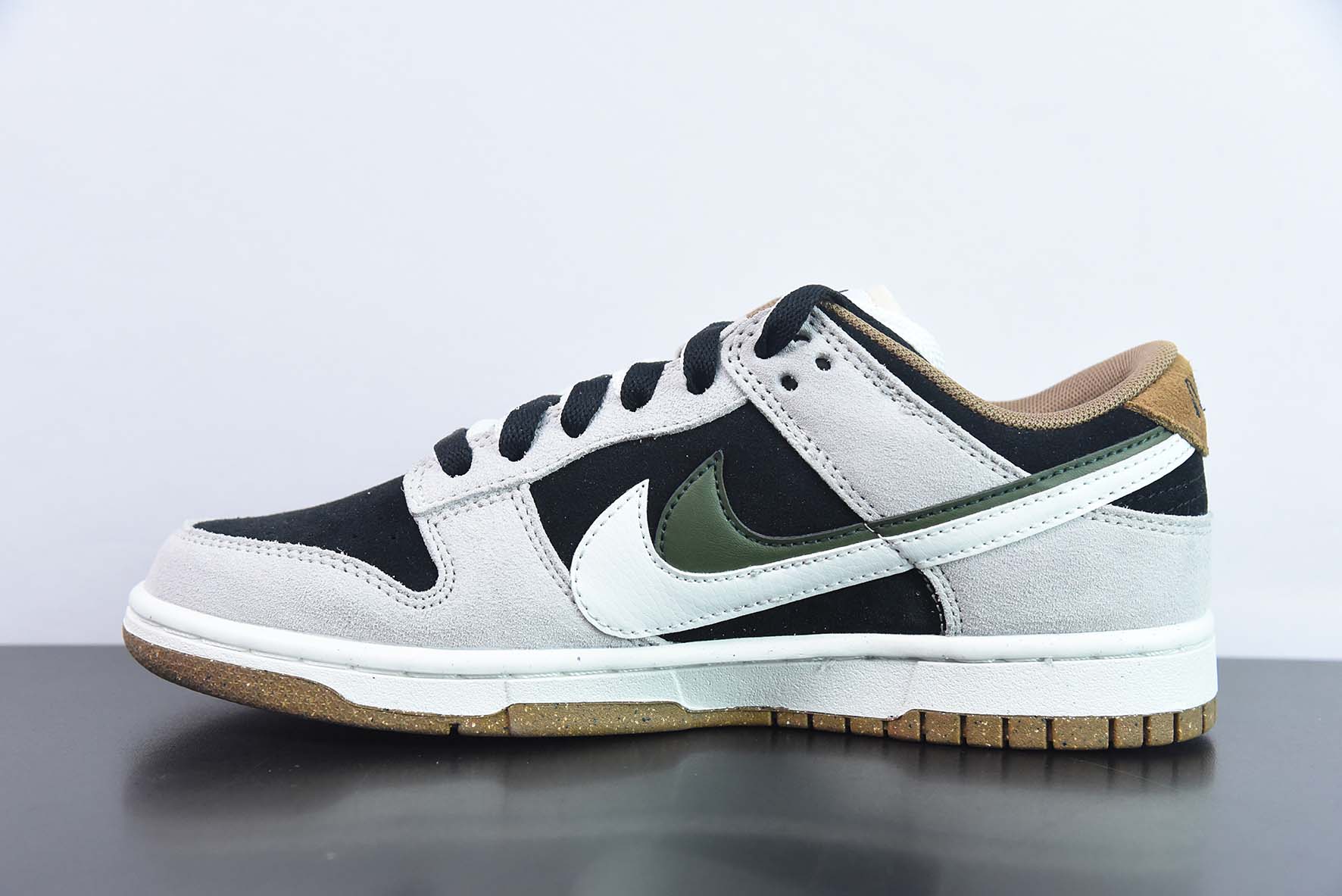 NK Dunk Low SE 85 双钩复古休闲板鞋 货号：DO9457-123
