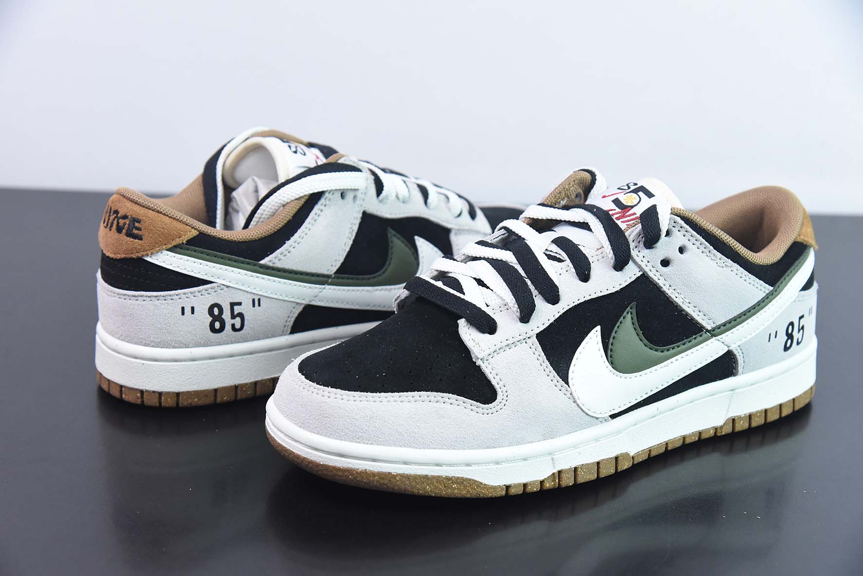 NK Dunk Low SE 85 双钩复古休闲板鞋 货号：DO9457-123