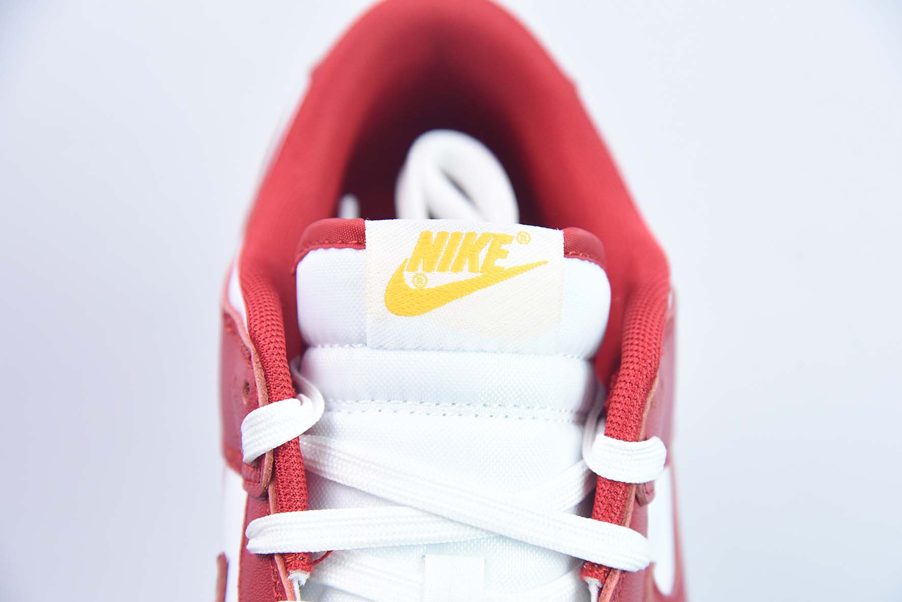 Nike SB Dunk Low"Gym Red"扣篮系列低帮休闲运动滑板板鞋“白红金字”货号:DD1391-602