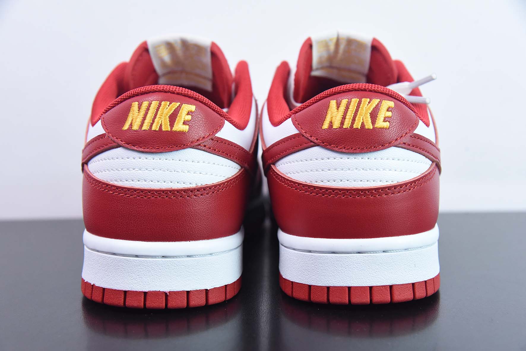 Nike SB Dunk Low"Gym Red"扣篮系列低帮休闲运动滑板板鞋“白红金字”货号:DD1391-602