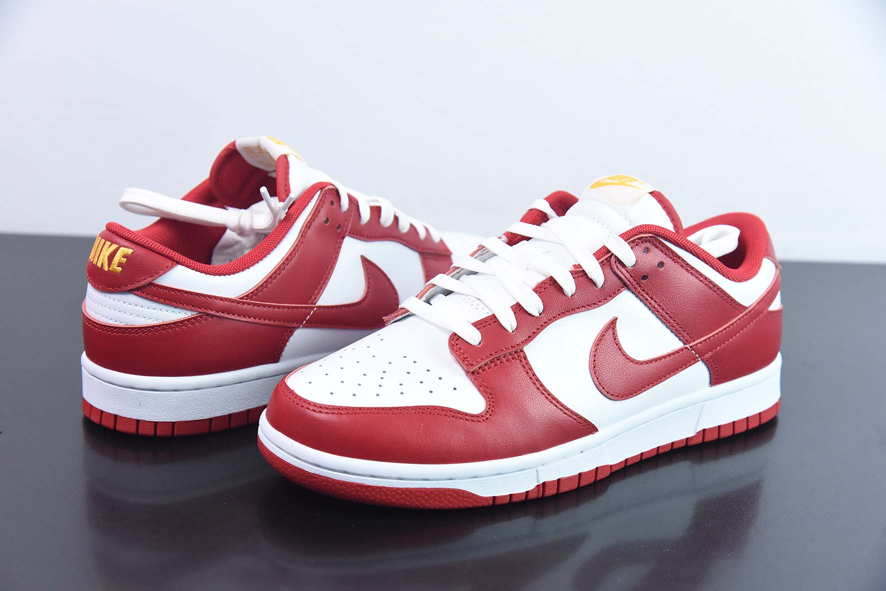 Nike SB Dunk Low"Gym Red"扣篮系列低帮休闲运动滑板板鞋“白红金字”货号:DD1391-602