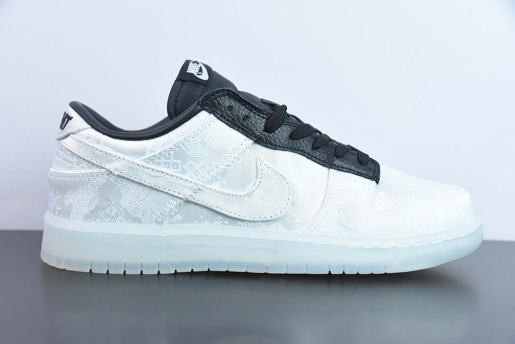 NK Dunk Low 藤原浩三方联名白丝绸低帮运动鞋 货号:FN0315-110