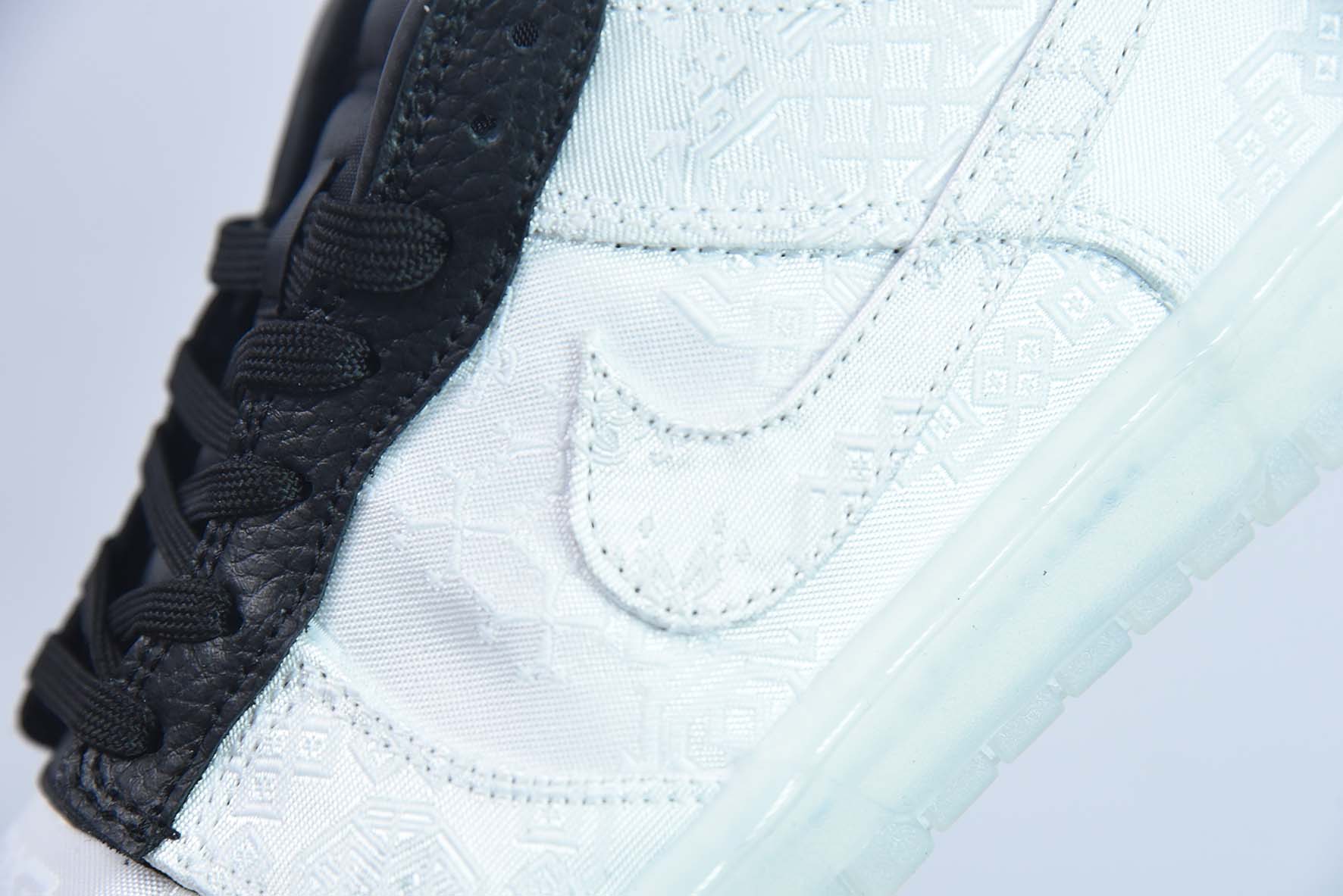 NK Dunk Low 藤原浩三方联名白丝绸低帮运动鞋 货号:FN0315-110