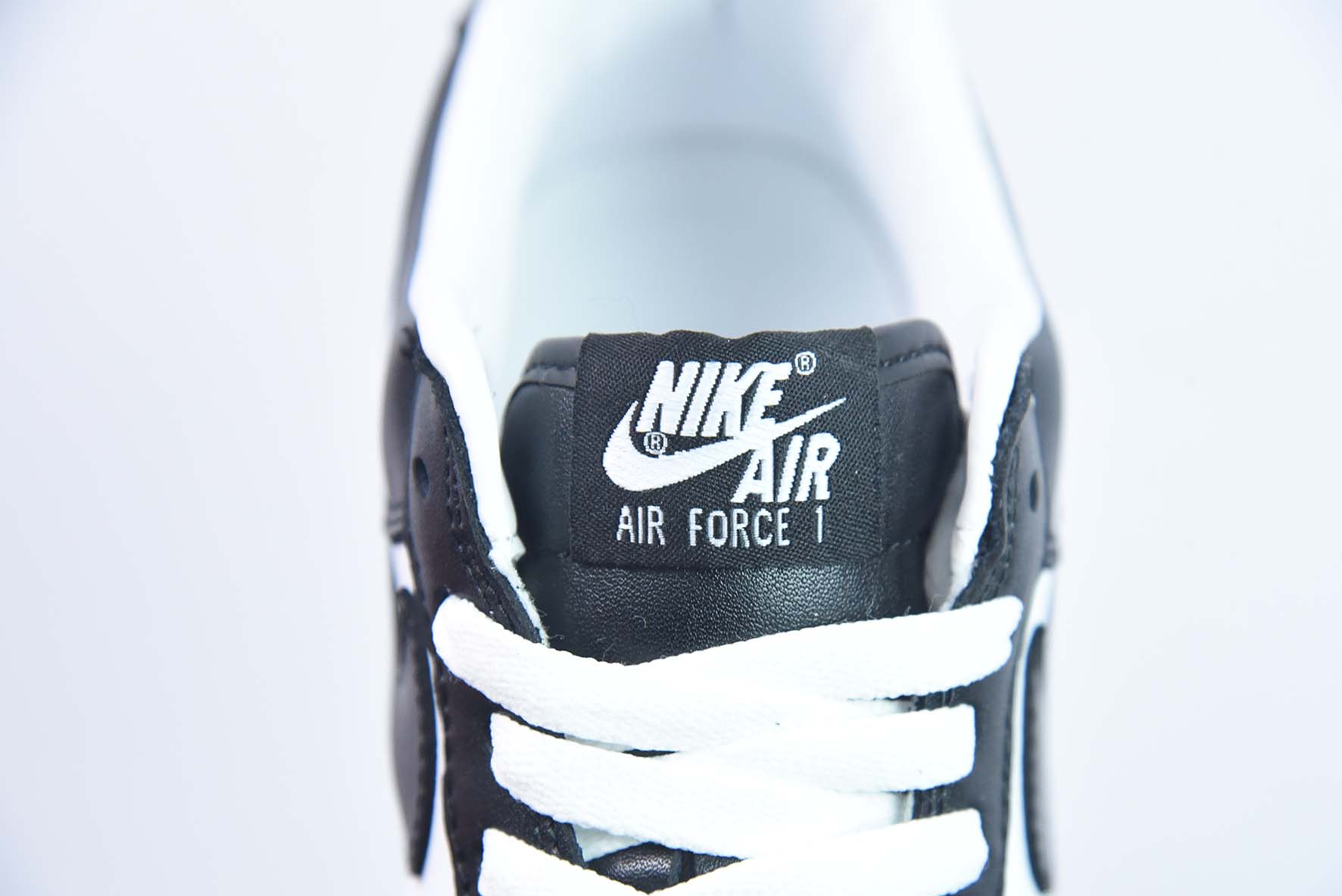耐克Nike Air Force 1’07 Low"Black/White"空军一号经典黑白熊猫TS刺绣”CN2405-001