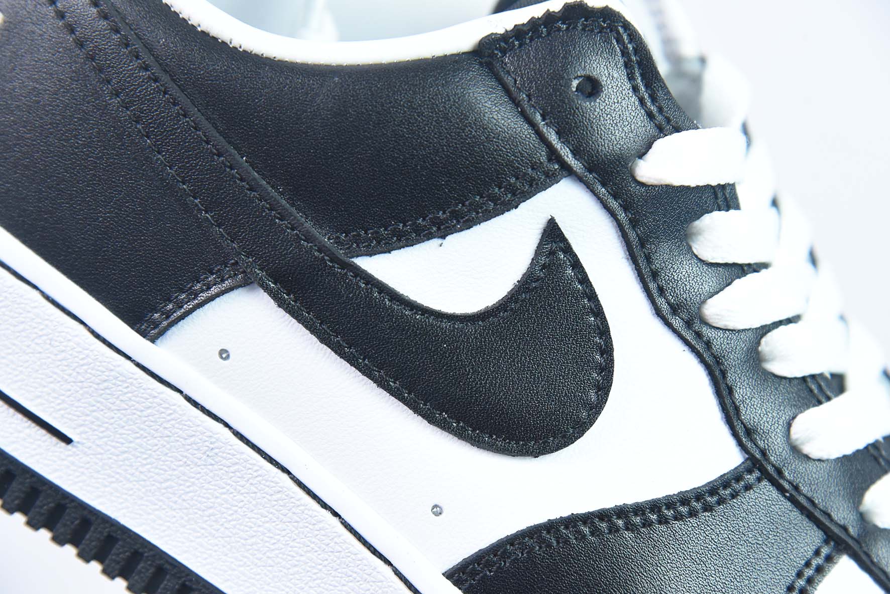 耐克Nike Air Force 1’07 Low"Black/White"空军一号经典黑白熊猫TS刺绣”CN2405-001