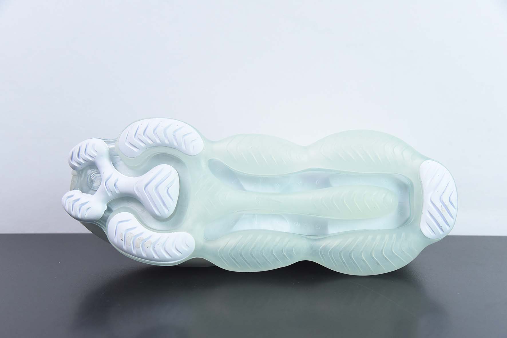 Nike Air Max Scorpion FK 全掌大气垫鞋 可回收材料货号:DJ4702-100