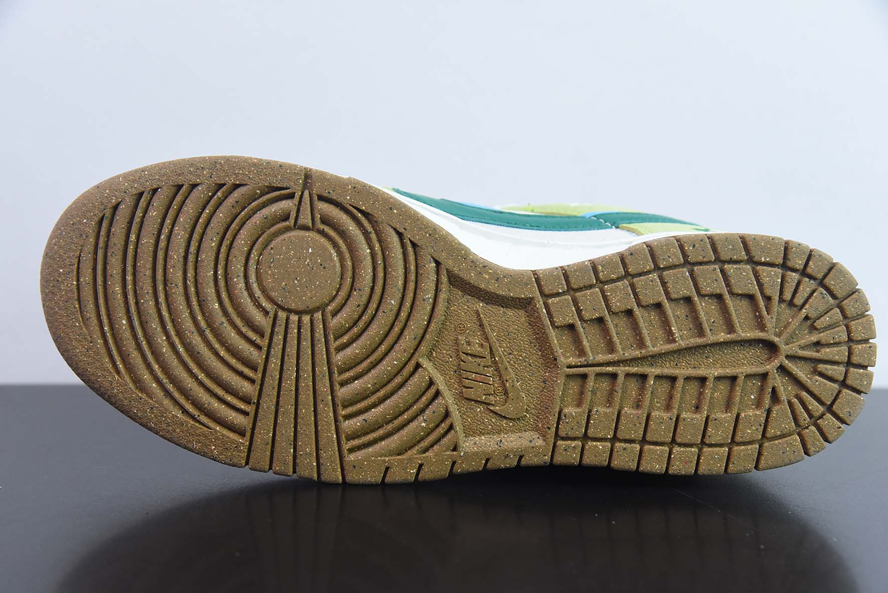 SB Dunk Low SE"85 扣篮系列低帮休闲运动滑板板鞋“花朵苹果绿浅灰深绿蓝双钩” 货号:DO9457-125