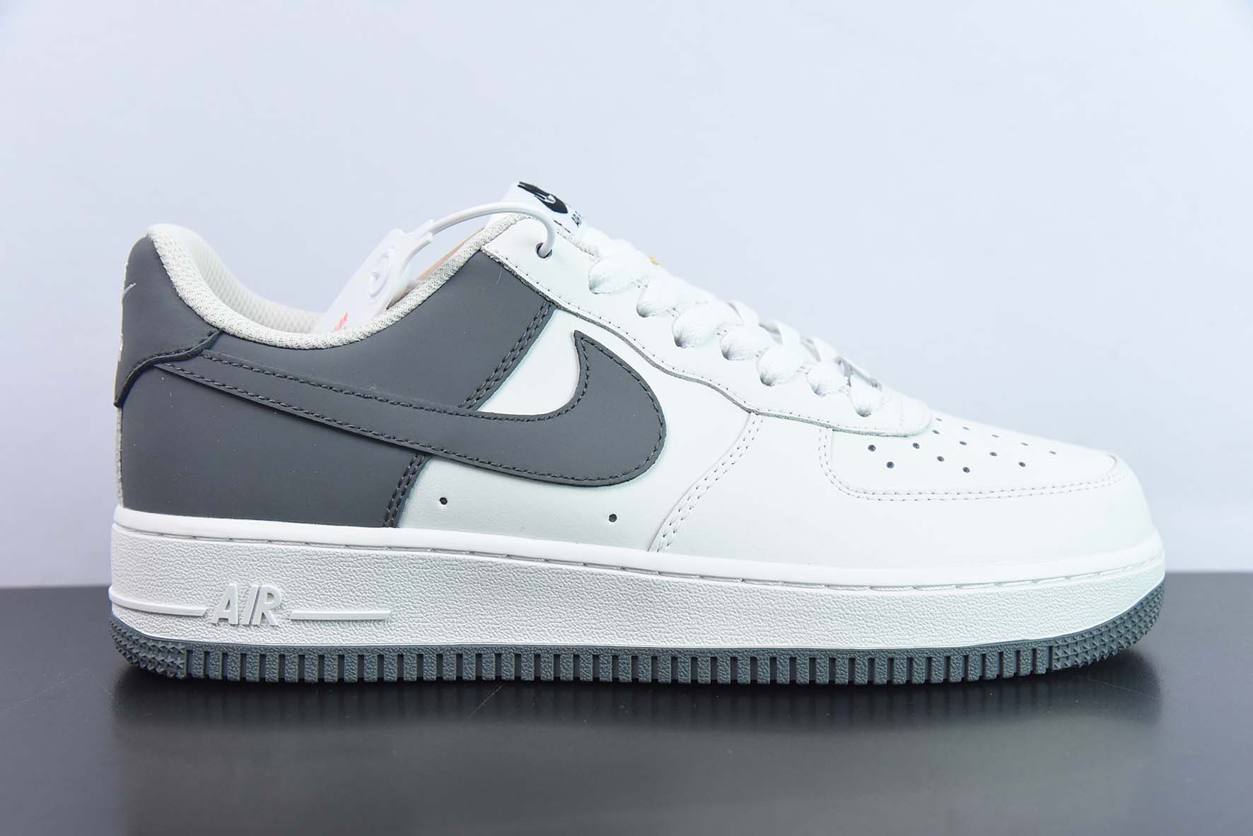 Nike Air Force 1 Low '07 “奶奶灰”空军一号低帮休闲板鞋 货号:DB3301-022