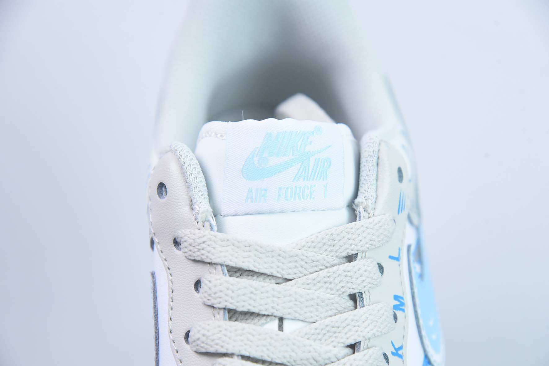 Nike Air Force 1 Low’07 雪山 配色 空军一号低帮休闲板鞋 货号:CW2288-219
