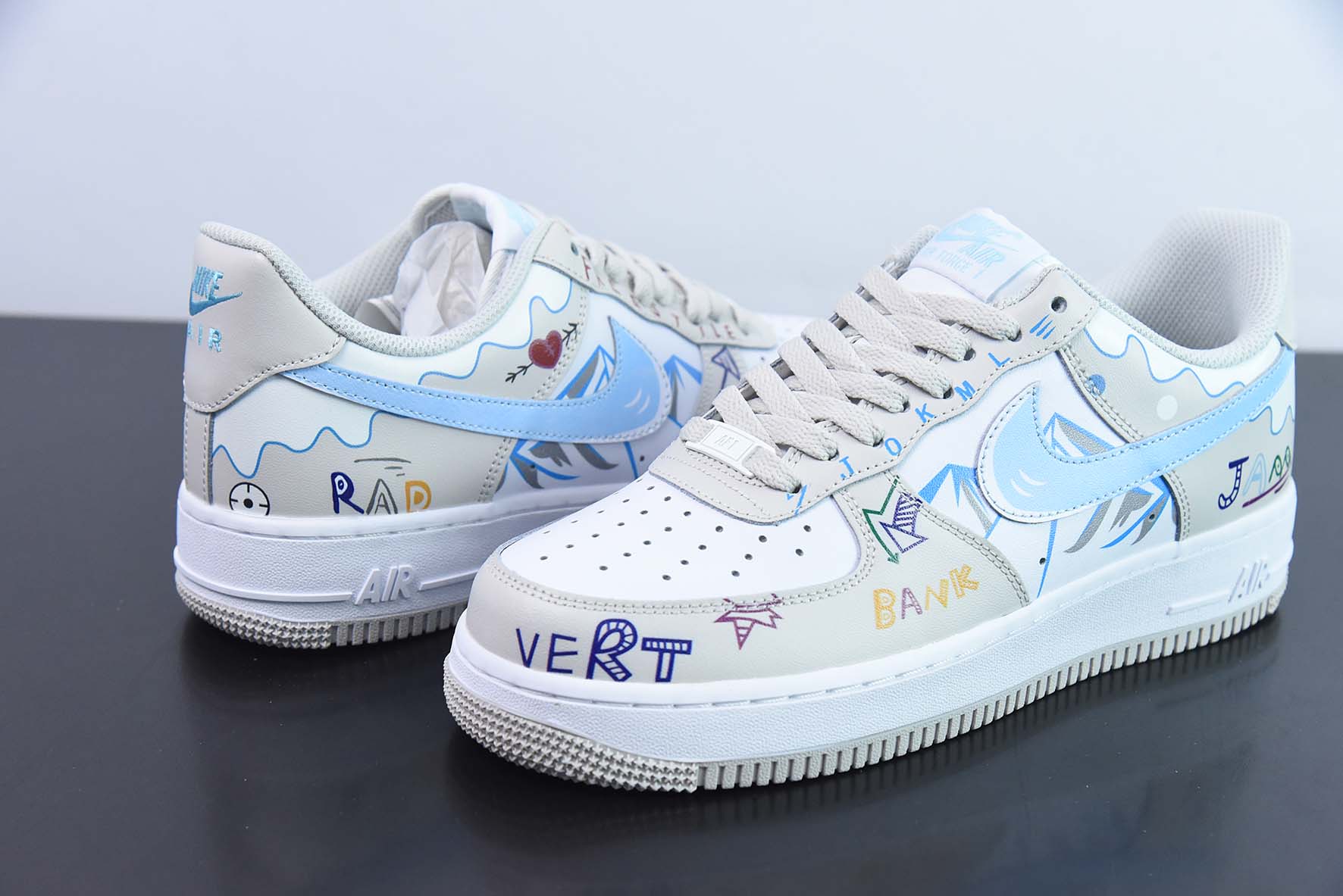 Nike Air Force 1 Low’07 雪山 配色 空军一号低帮休闲板鞋 货号:CW2288-219