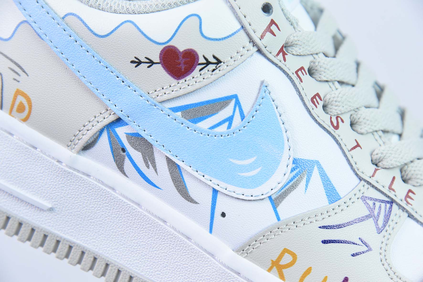 Nike Air Force 1 Low’07 雪山 配色 空军一号低帮休闲板鞋 货号:CW2288-219
