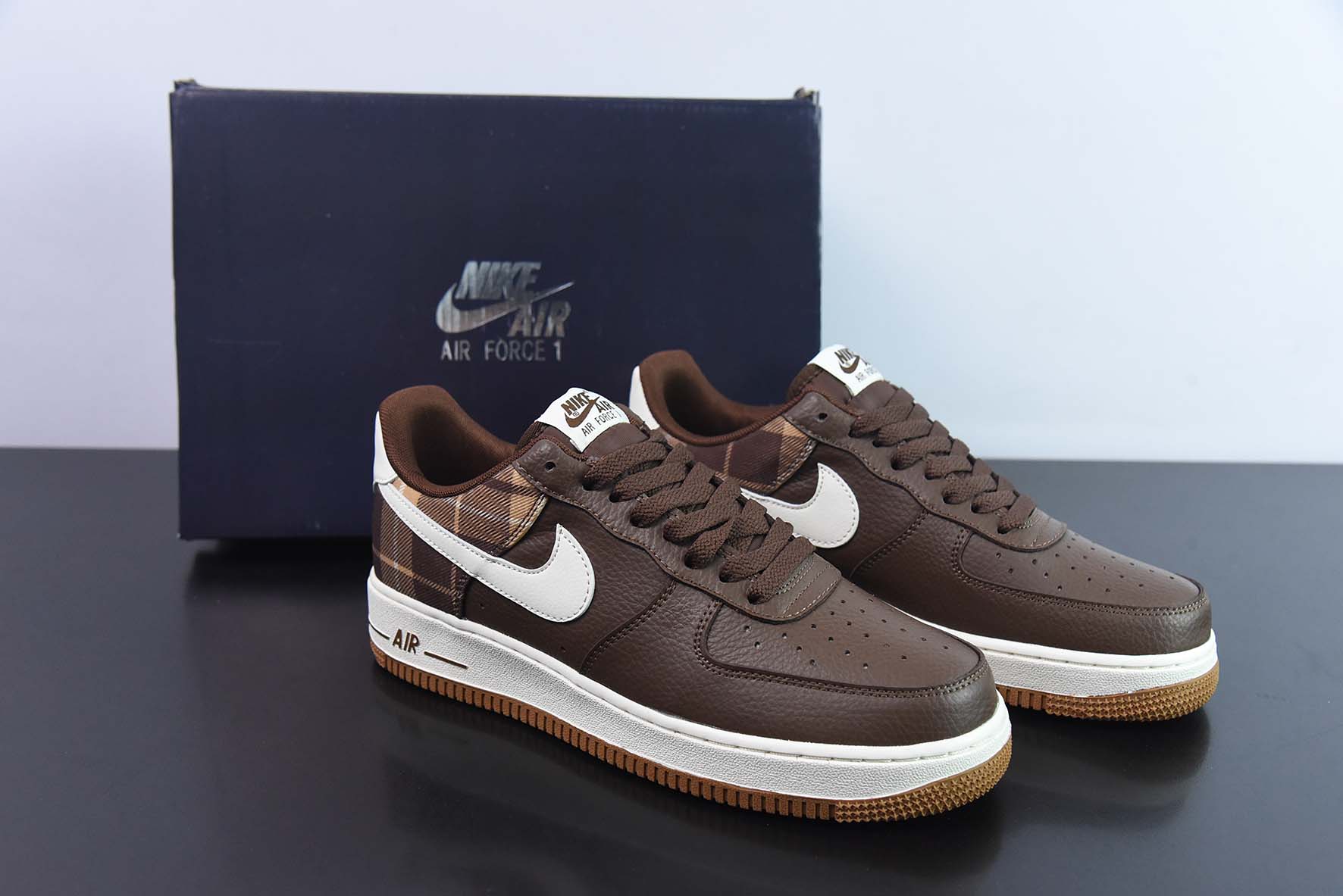 Nk Air Force 1'07 Low 格子布 美式复古 空军一号低帮休闲板鞋 货号:DV0791-200