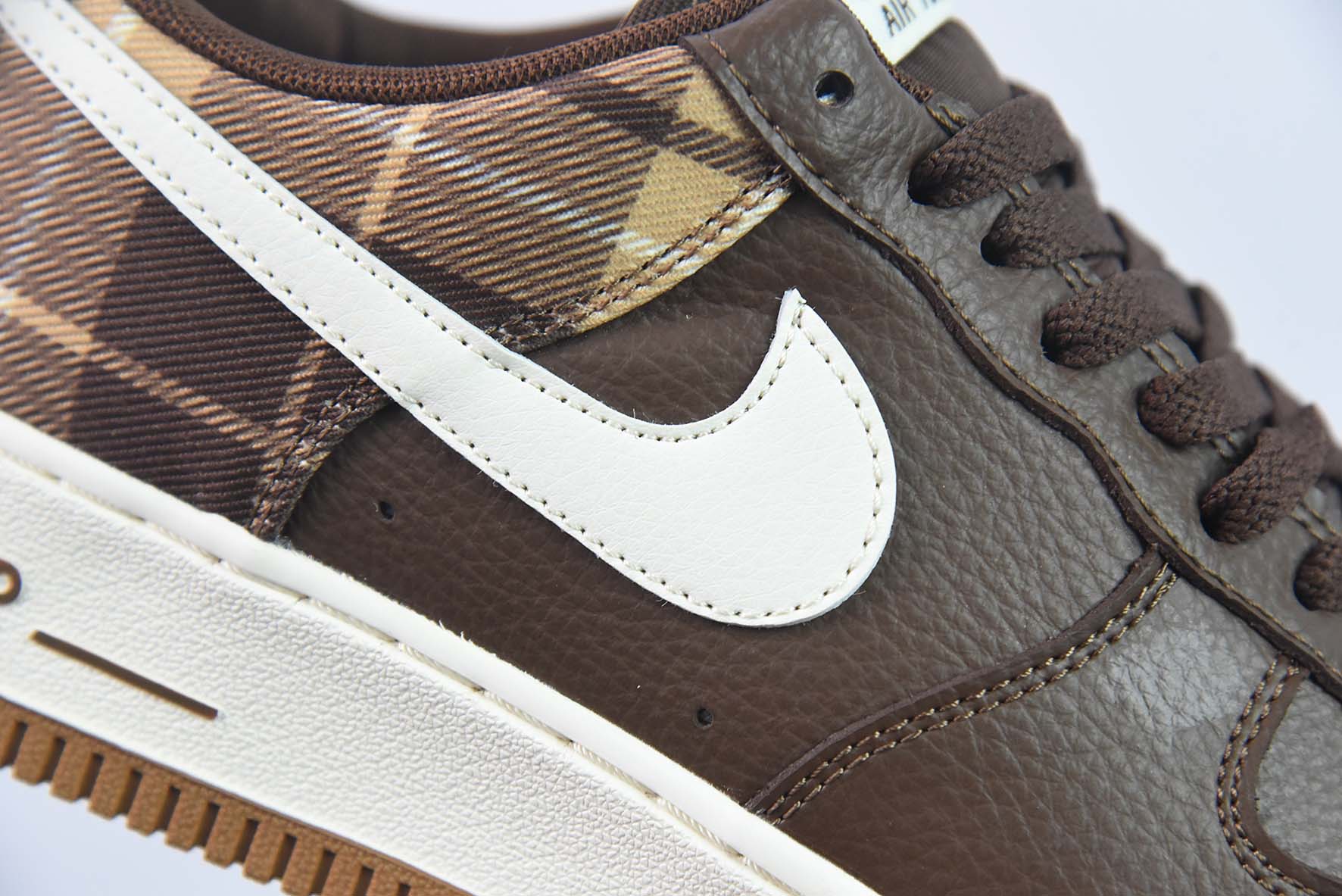 Nk Air Force 1'07 Low 格子布 美式复古 空军一号低帮休闲板鞋 货号:DV0791-200