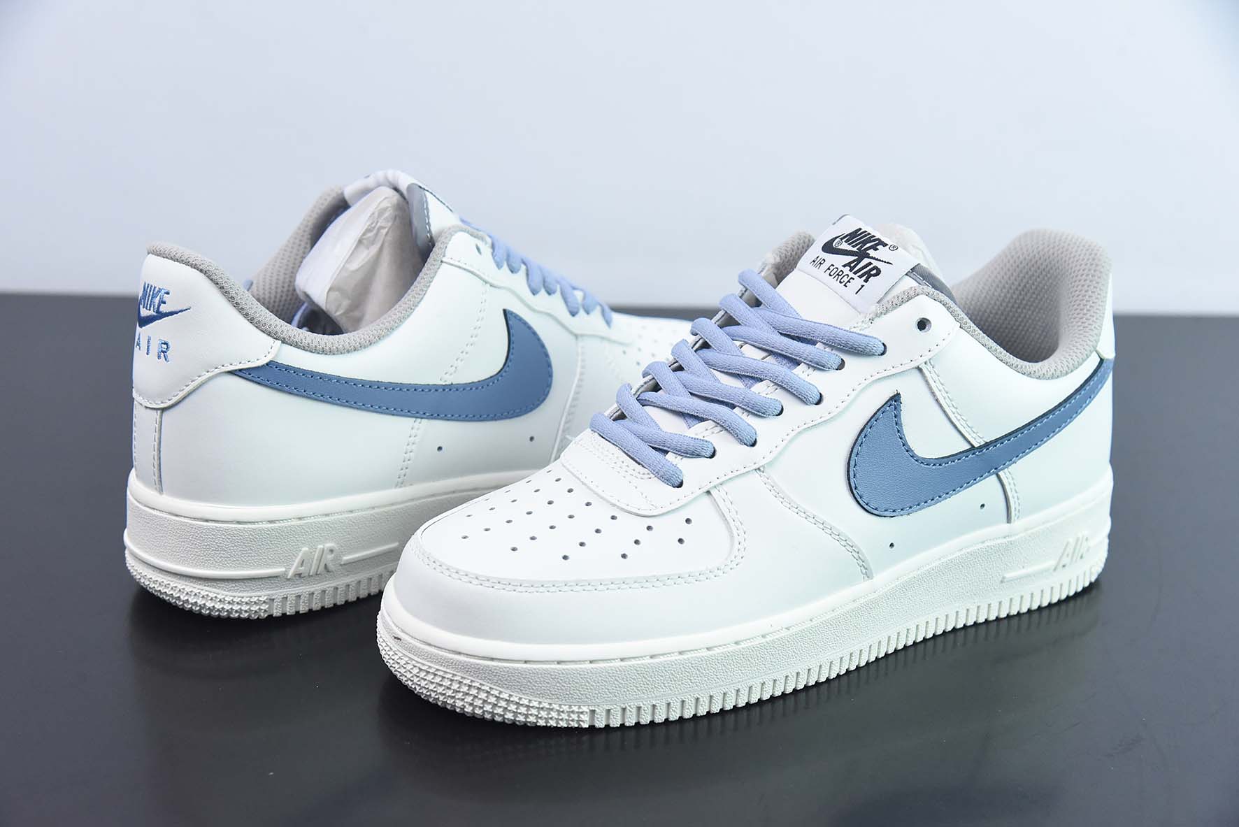 Nike Air Force 1 Low ’07 雾霾蓝 空军一号低帮 货号：CQ5059-108