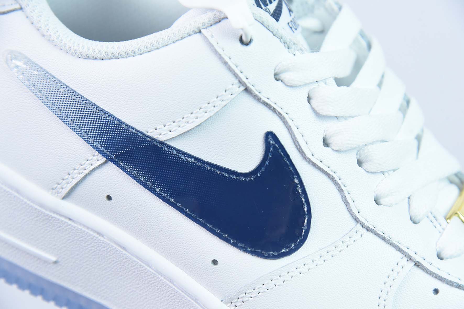 Nike By You Air Force 1'07 Low Retro SP 空军一号“皮革白深蓝渐变钩子”低帮运动鞋 CO3363-366