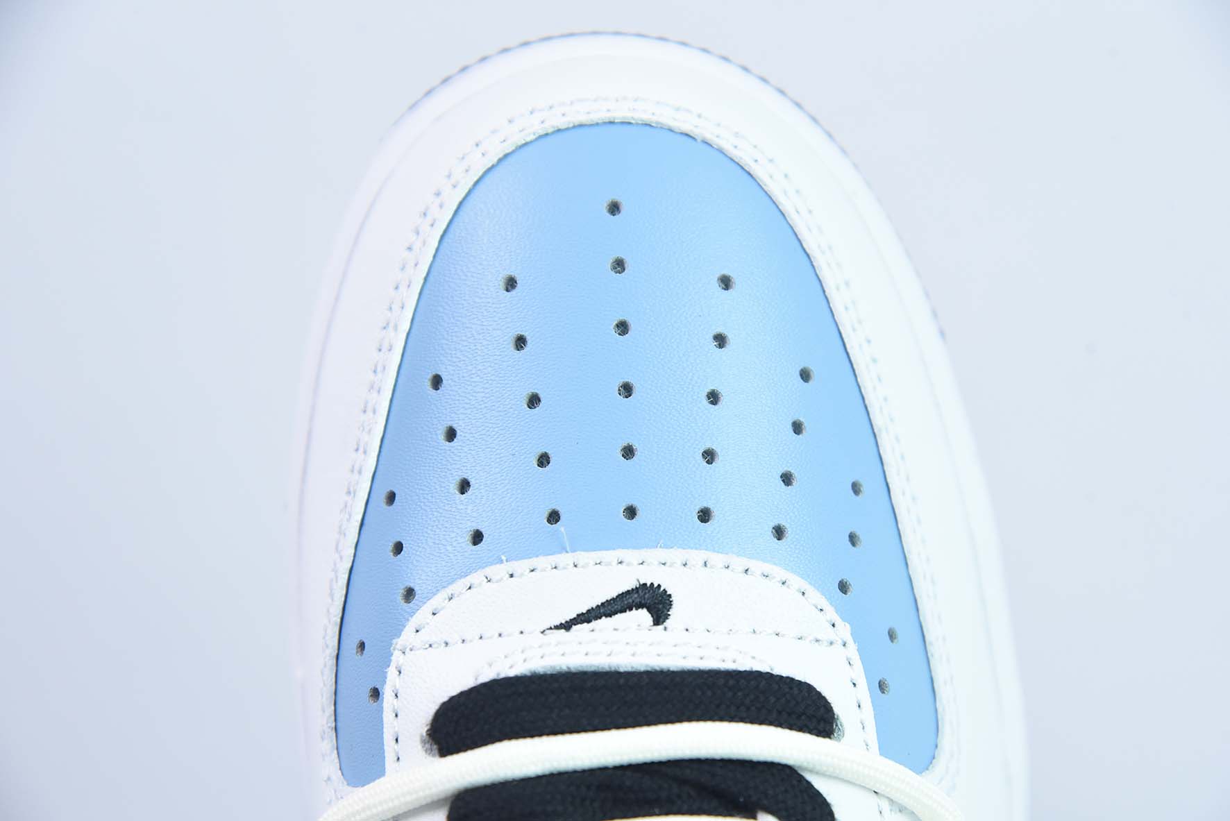 Air Force 1'07 Low"White/Beige/Light Blue"空军一号“白米浅蓝黑皇冠涂鸦绑绳”DH7561-102