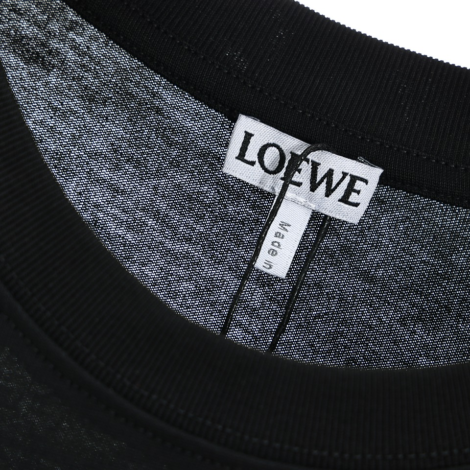 180 LOEWE 罗意威 霓虹刺绣荧光粉 四叶草短袖T恤