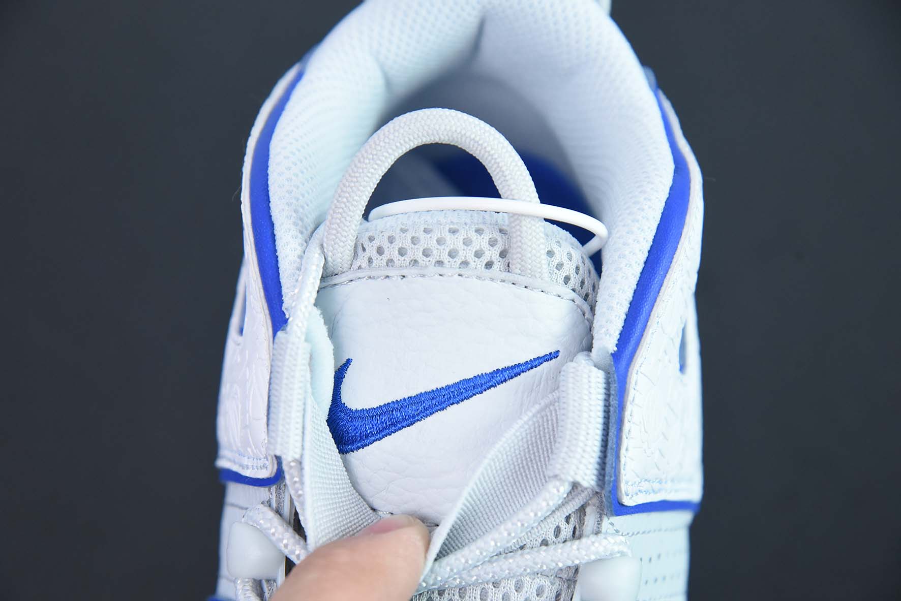 NK Air More Uptempo 大AIR皮蓬复古篮球鞋 货号：FD0669-100