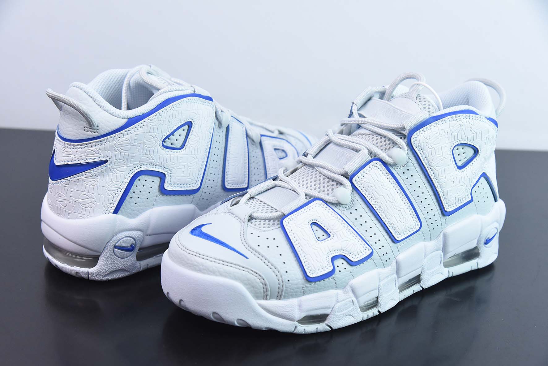 NK Air More Uptempo 大AIR皮蓬复古篮球鞋 货号：FD0669-100