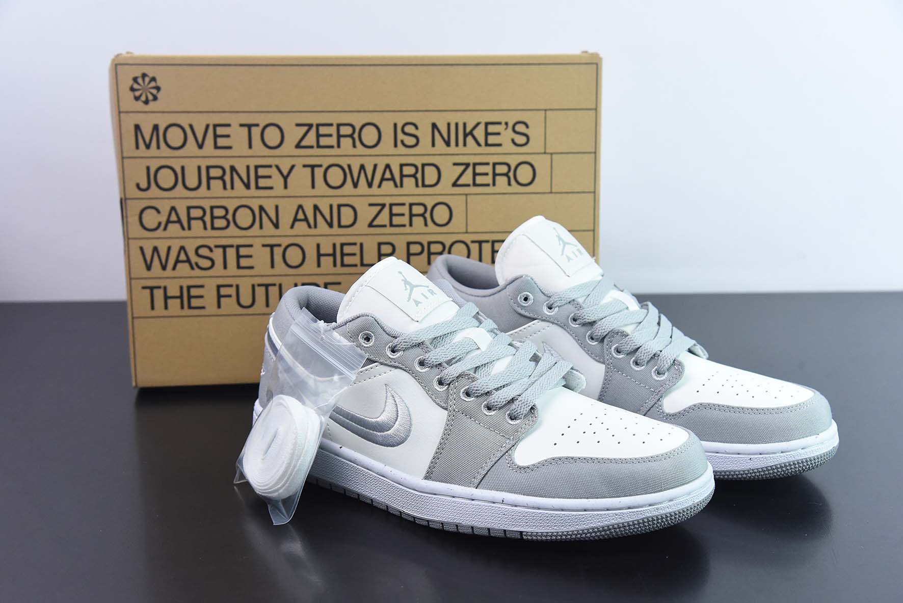 Air Jordan 1 AJ1 Low 乔丹1代 低帮篮球鞋/灰白 「小Dior配色」刺绣logo 货号:DV0426-012