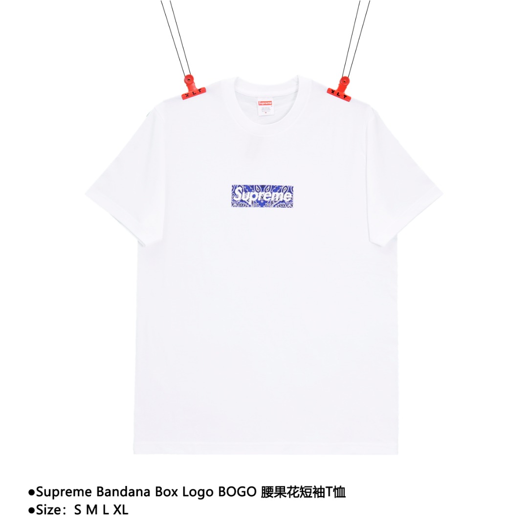 Supreme Bandana Box Logo BOGO 腰果花短袖T恤 关于面料短袖一直沿用:无缝圆筒面料工艺,懂得人都知道 面料也一直采用:16支精梳棉 领口采用32支纯棉螺纹无弹舒适 不变形 因为短袖面料为圆筒工艺,所以每个尺码的胸围为固定的 经过测量才能把面料定织定染下去 印花用料 活性染料 工艺细节采用丝网印工艺 区别市面通货 款式编号:B-56056056013