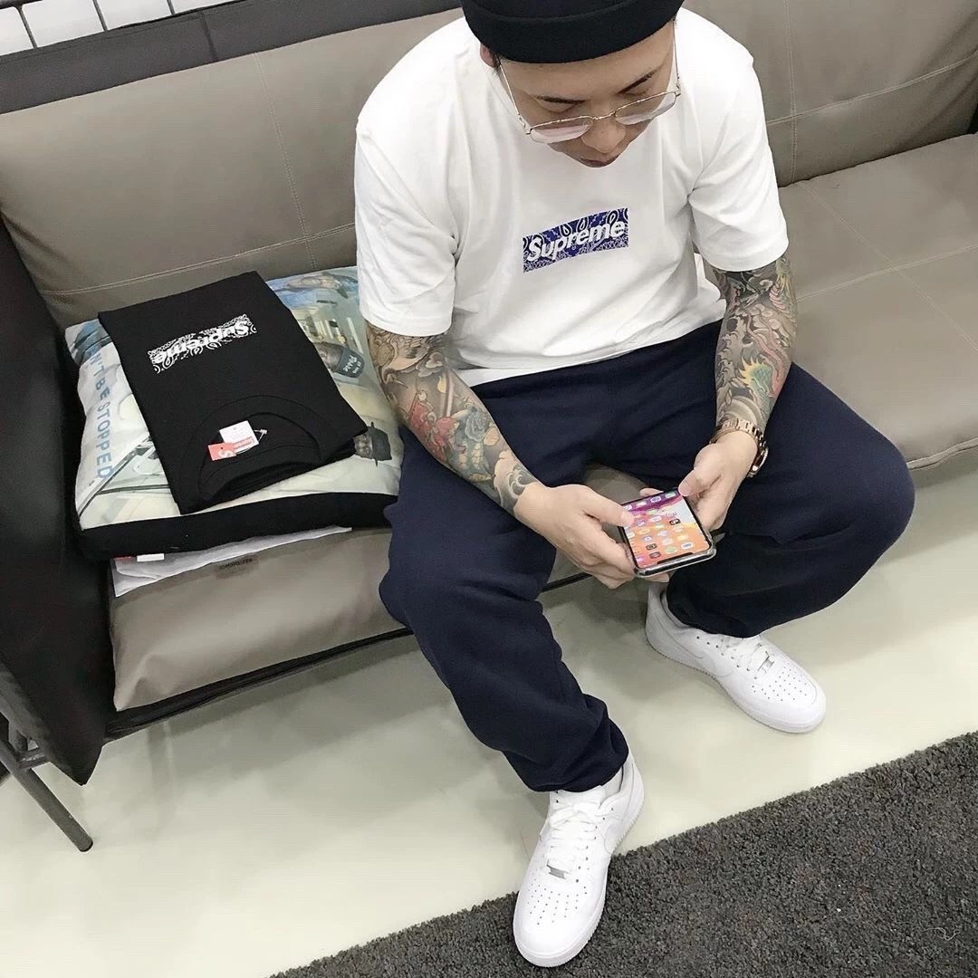 上身素材# Supreme Bandana Box Logo BOGO 腰果花短袖T恤