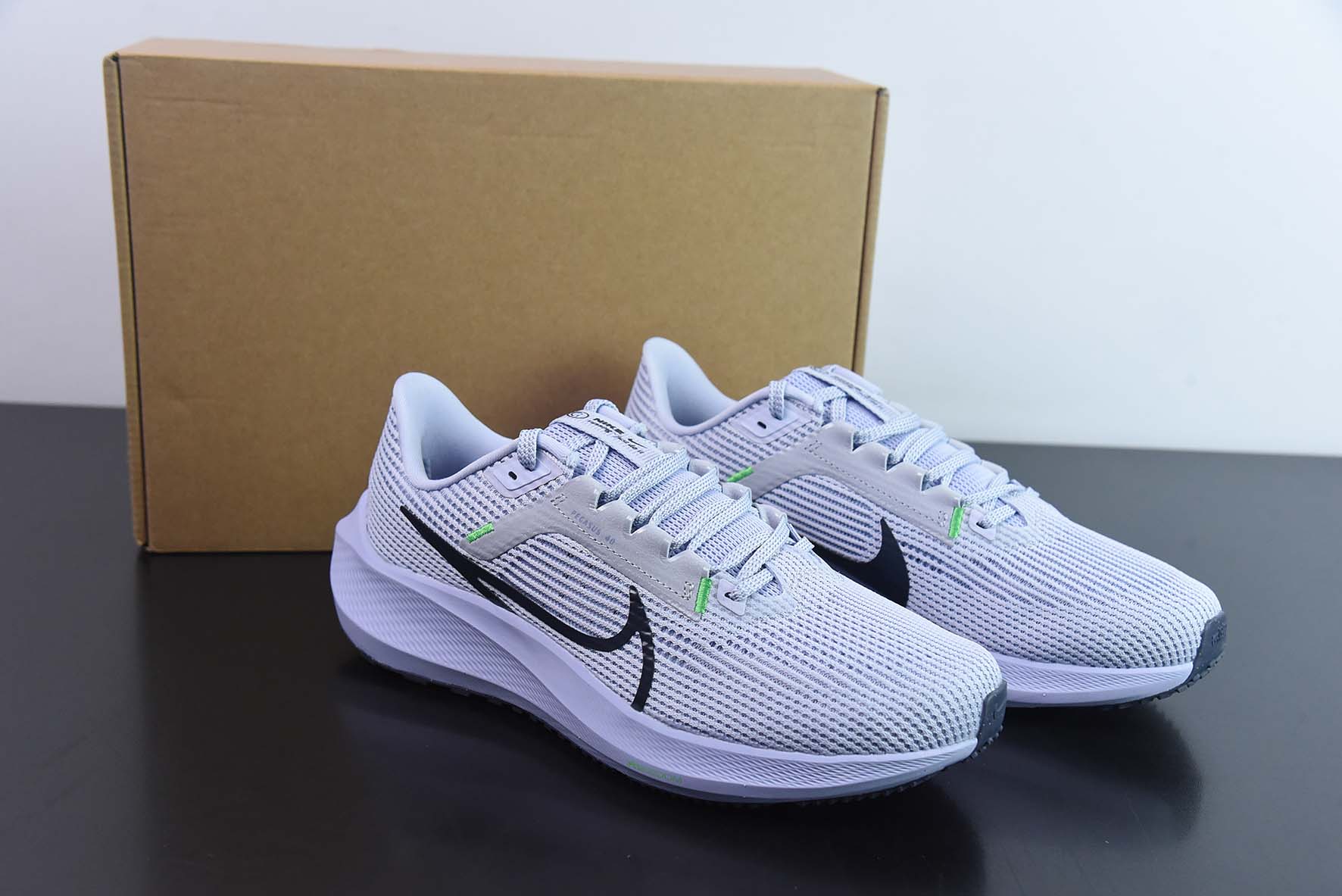 NK Air Zoom Pegasus 40 透气缓震跑步鞋 货号：DV3853-500