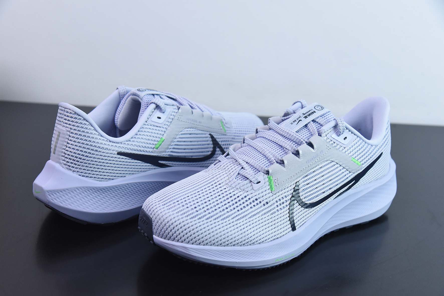 NK Air Zoom Pegasus 40 透气缓震跑步鞋 货号：DV3853-500